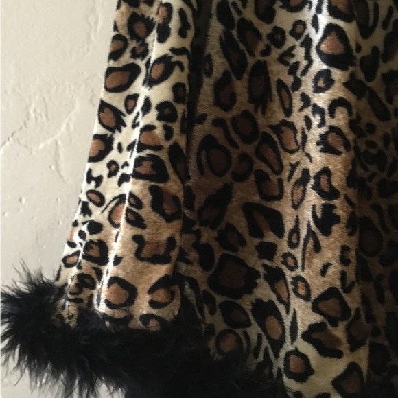 Girls Leopard Costume - Picture 7 of 9